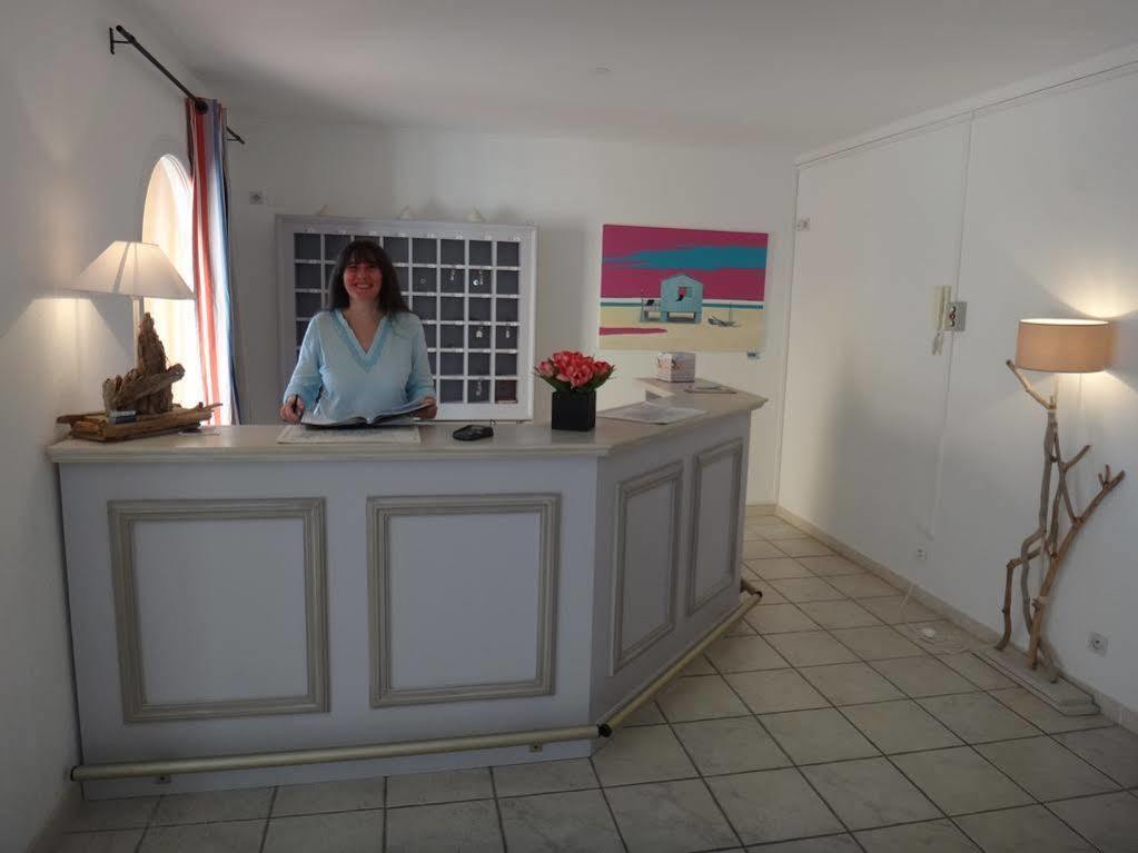 Residence L'Oustal Des Mers 그륏상 외부 사진